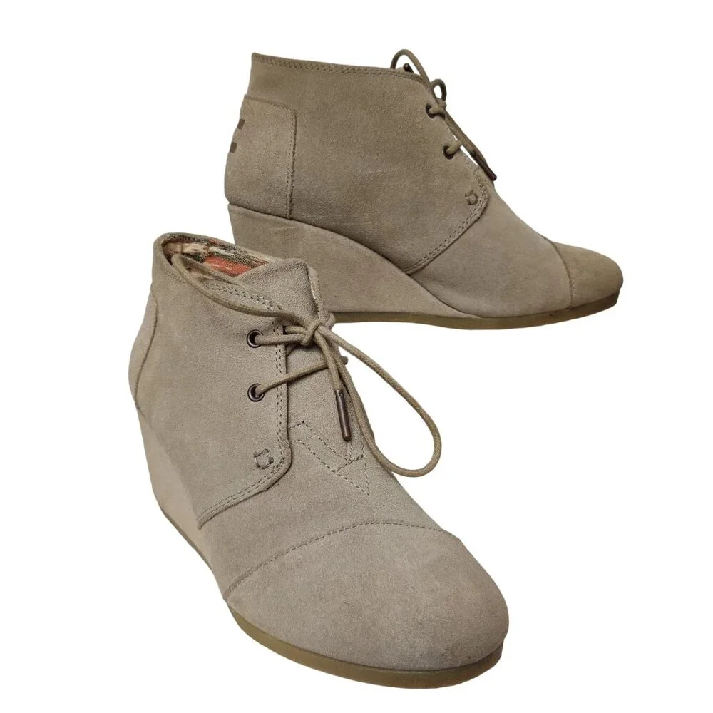 Toms Womens Ankle Booties Desert Wedge Heel Lace Up Boots Suede Taupe Tan Sz 8 - Picture 1 of 15